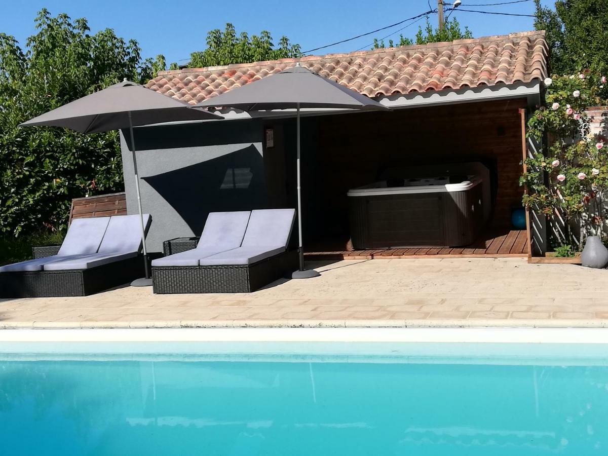 Villa Corterra Avec Piscine Et Jacuzzi Fargues-de-Langon Exterior photo